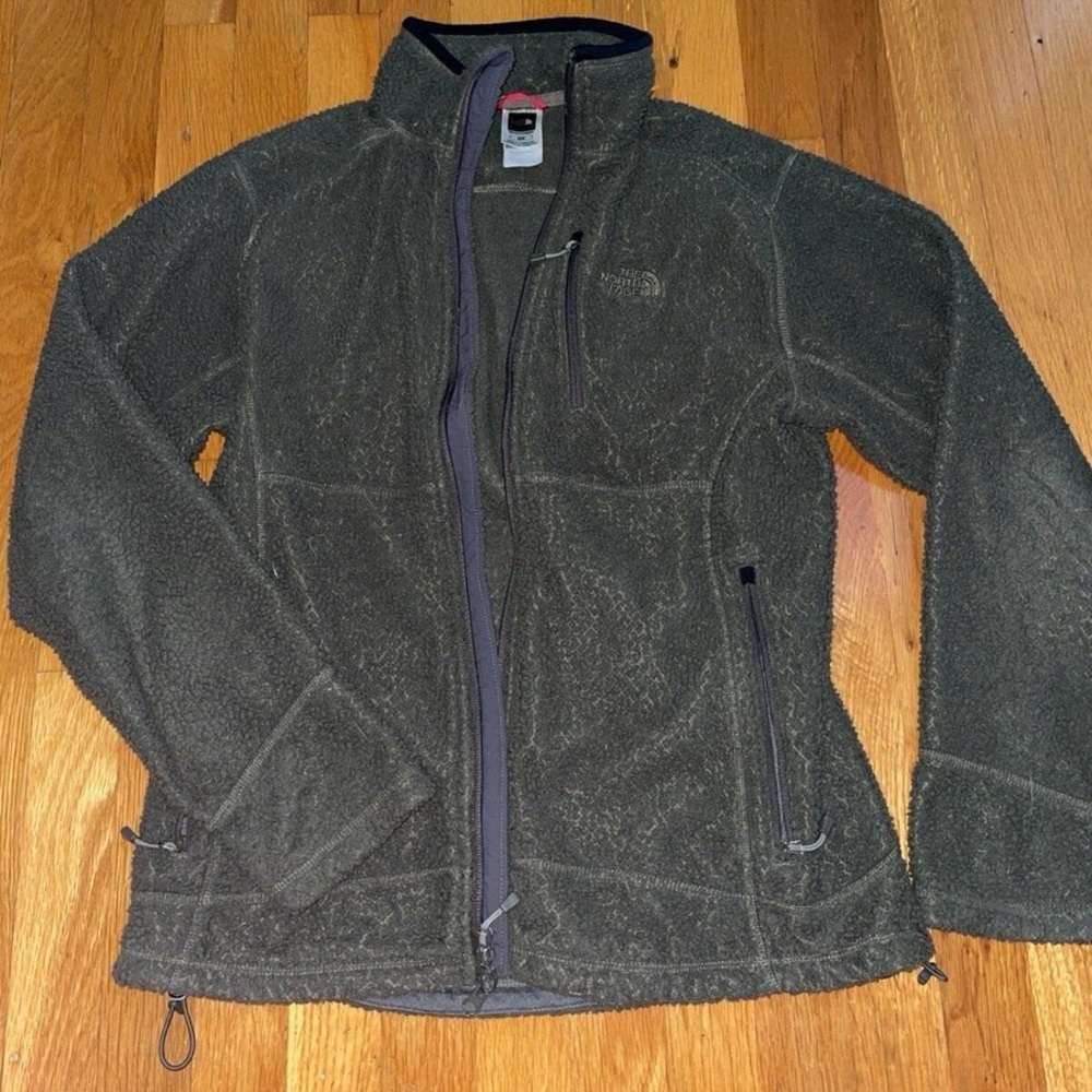 The North Face Men's Dark Green Zip-Up Sweater